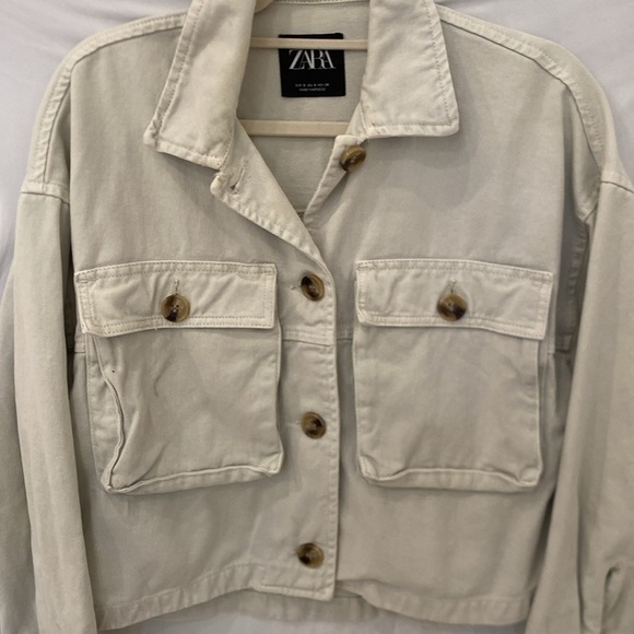 Zara cropped denim button  jacket pockets  size small - Picture 6 of 7